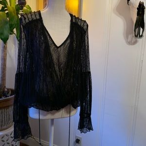 Free people lace top!